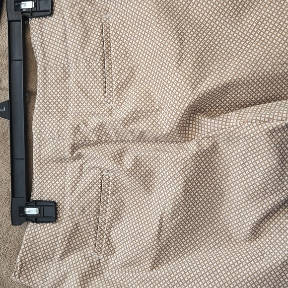 TALBOTS CAPRI PANTS - Picture 3 of 4